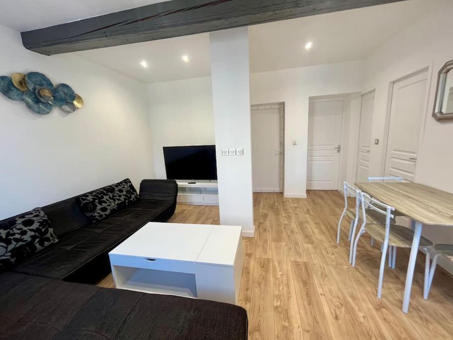 T2 Renove A 15 Min De Lyon Apartment Pierre-Benite Luaran gambar