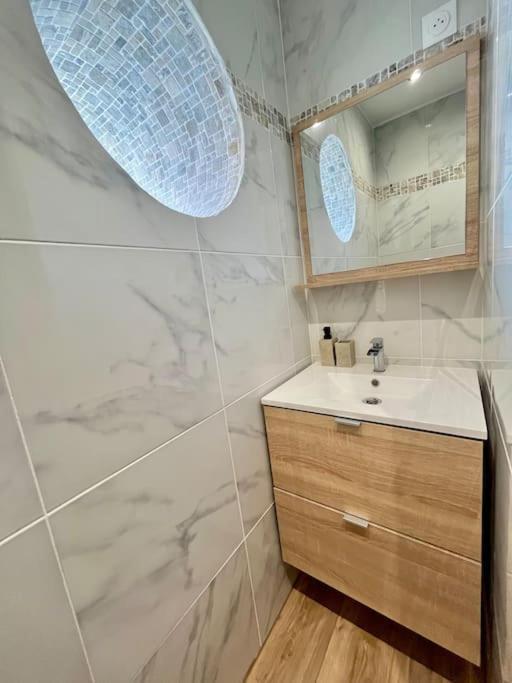 T2 Renove A 15 Min De Lyon Apartment Pierre-Benite Luaran gambar